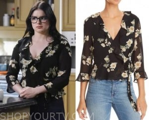 Modern Family Fashion, Outfits, Clothing and Wardrobe on ABC's Modern ...