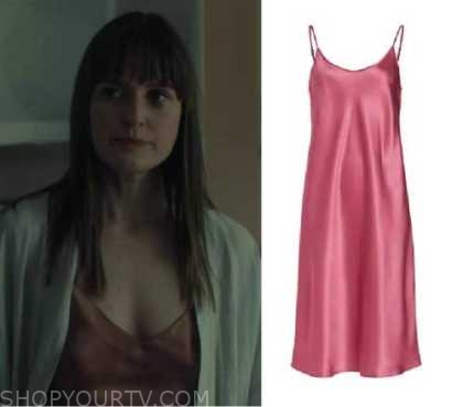 Kin Amnda Kin: Season 2 Episode 2 Amanda's Pink Satin Slip Nightgown | Shop Your TV