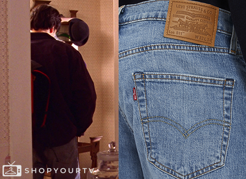 Smallville Season 1 Episode 7 Clark s Jeans Shop Your TV smallville-season-1-episode-7-clark-s-jeans-shop-your-tv