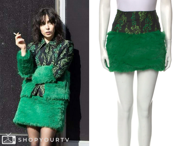 the penguin sofia green dress Exploring the Characters of Sofia Falcone and The Penguin in The Batman Universe