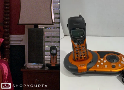 One Tree Hill: Season 4 Episode 2 Peyton's Bedroom Phone | Shop Your TV