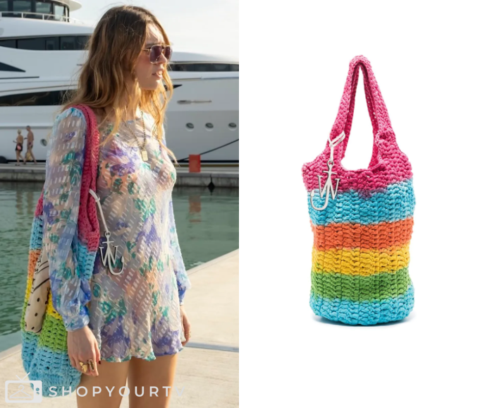 The White Lotus: Season 3 Episode 4 Chelsea's Crochet Rainbow Tote Bag ...