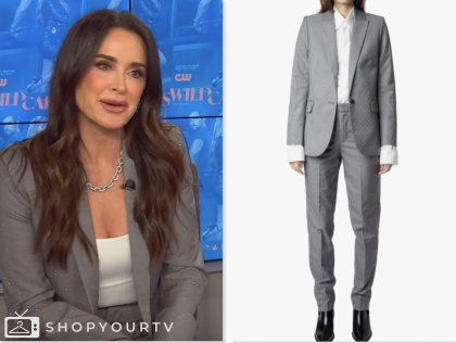 E! News, kyle richards, grey embellished blazer and pant suit