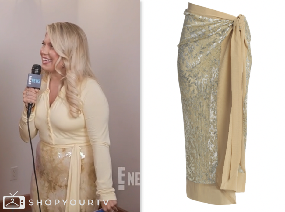 Robyn DelMonte, E! news, yellow sequin drape skirt