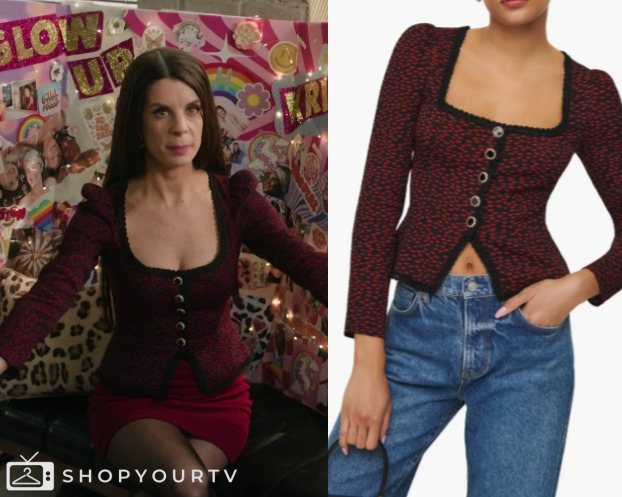 Small Achievable Goals: Season 1 Episode 1 Kris's Leopard Mockneck Top ...
