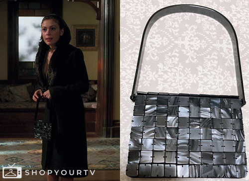 Charmed (1998): Season 1 Episode 13 Phoebe's Shell Purse | Shop Your TV