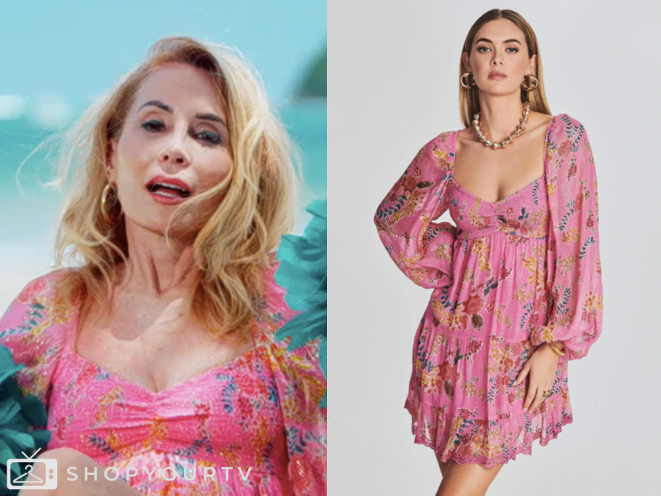 Bachelor in Paradise: Season 10 Episode 3 April Kirkwood's Pink Floral