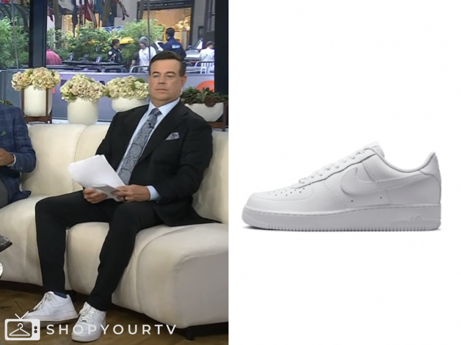 the today show, white sneakers, carson daly